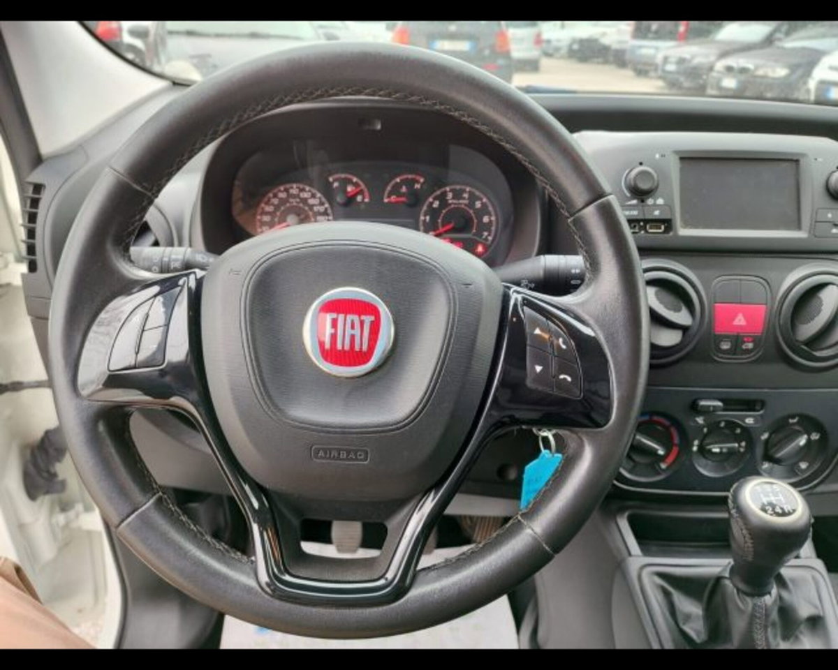 Fiat Fiorino 1.3 MJT 75CV Combi Semi Adventure (15)
