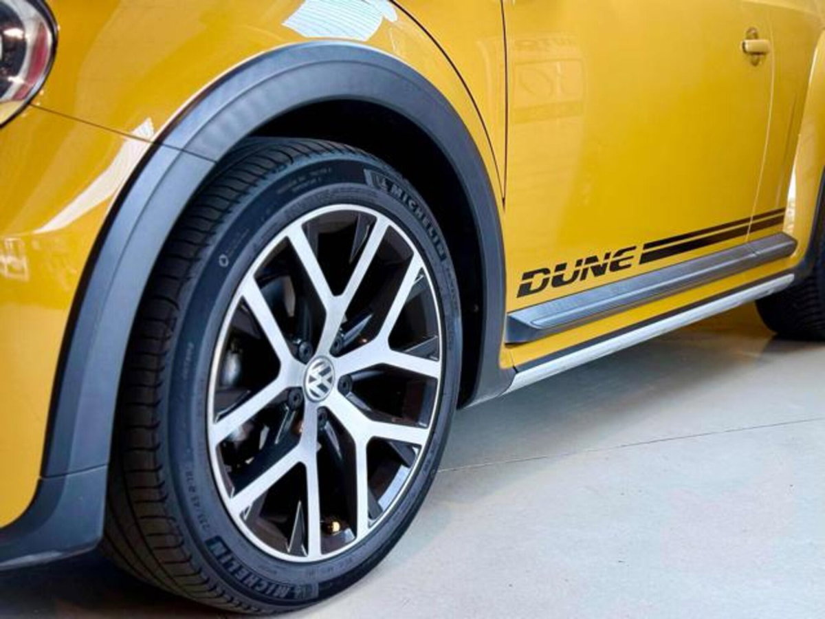 Volkswagen Maggiolino Cabrio 1.4 TSI Sport BlueMotion Technology (11)