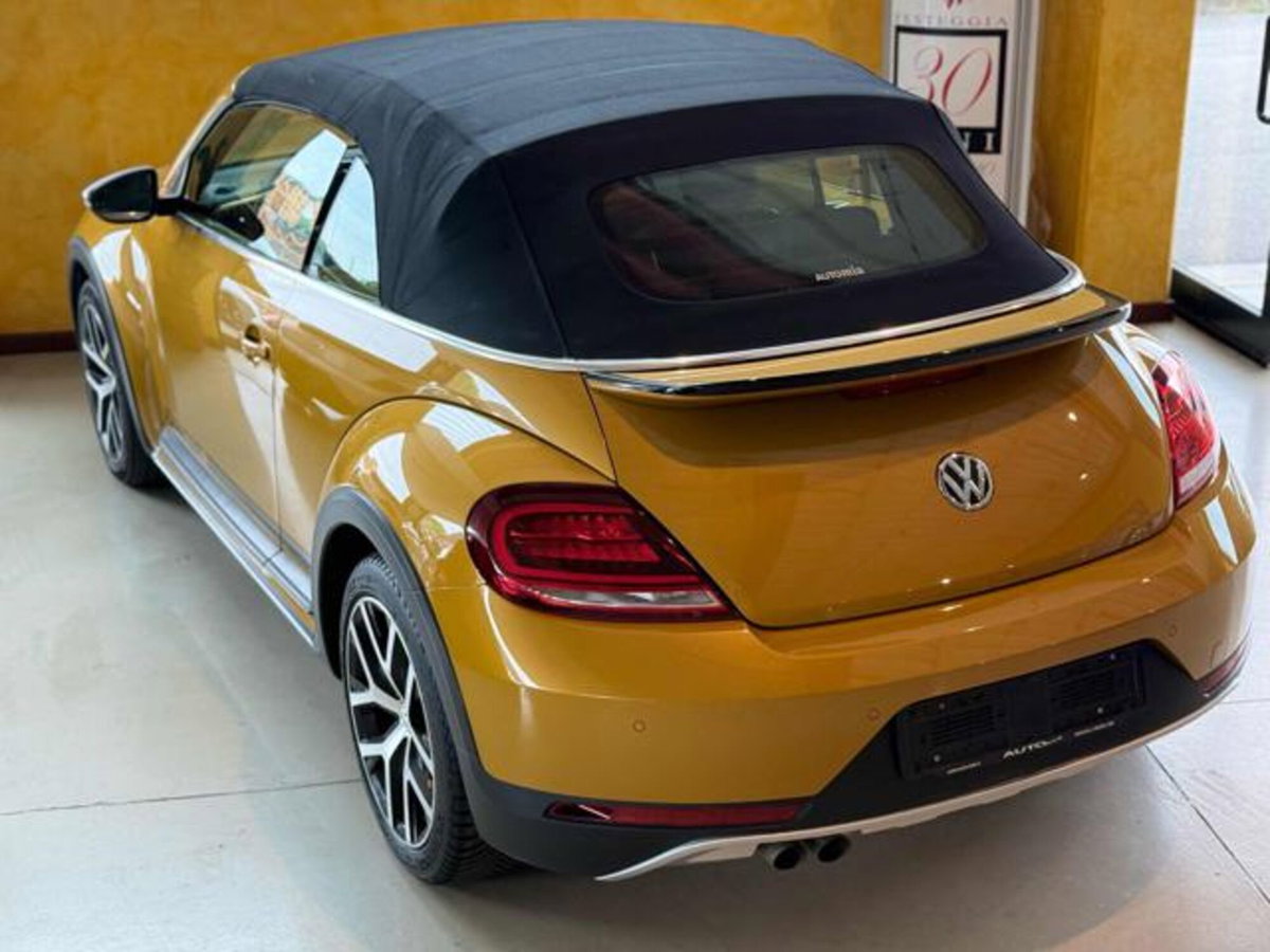Volkswagen Maggiolino Cabrio 1.4 TSI Sport BlueMotion Technology (4)