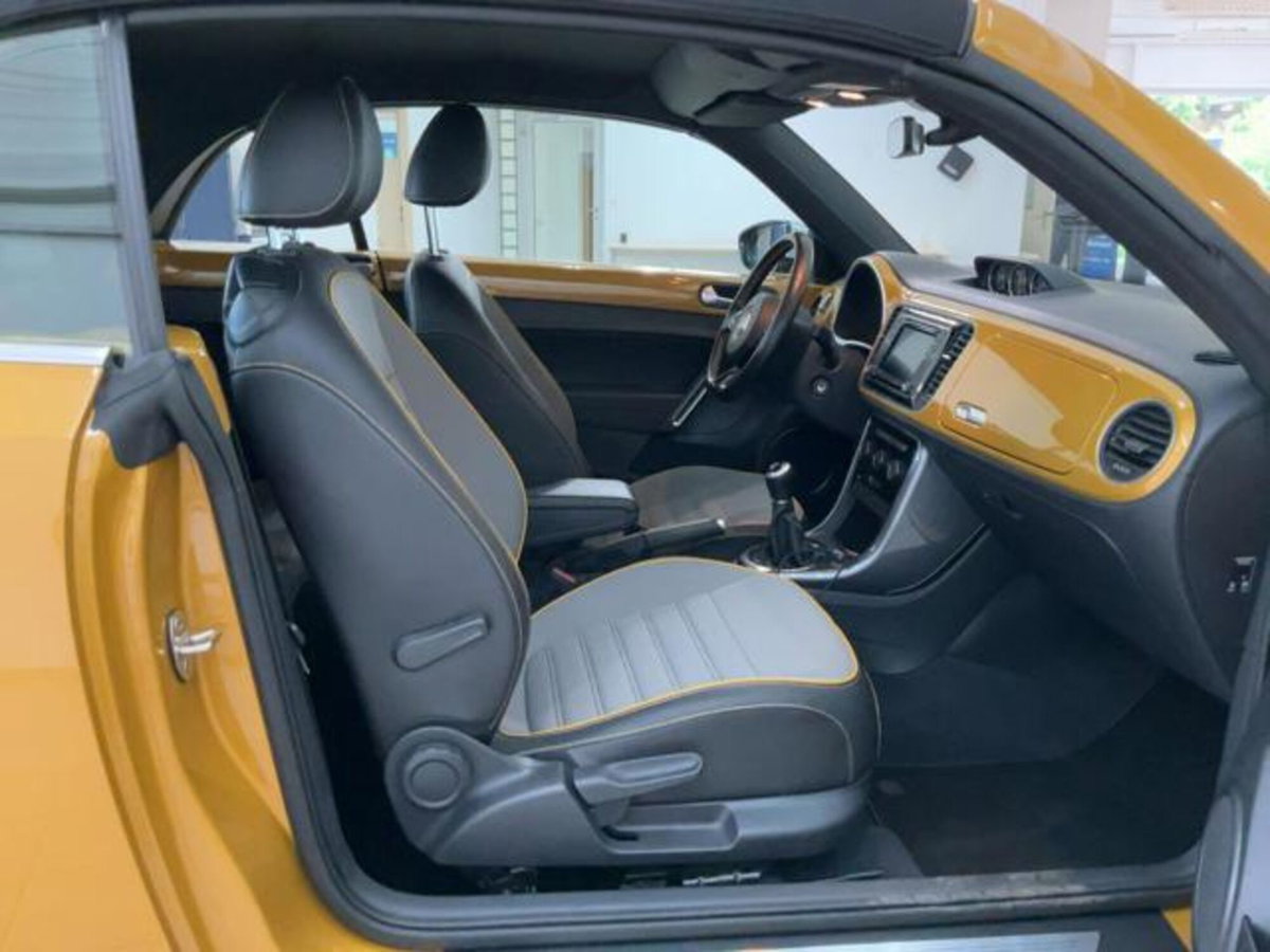 Volkswagen Maggiolino Cabrio 1.4 TSI Sport BlueMotion Technology (7)