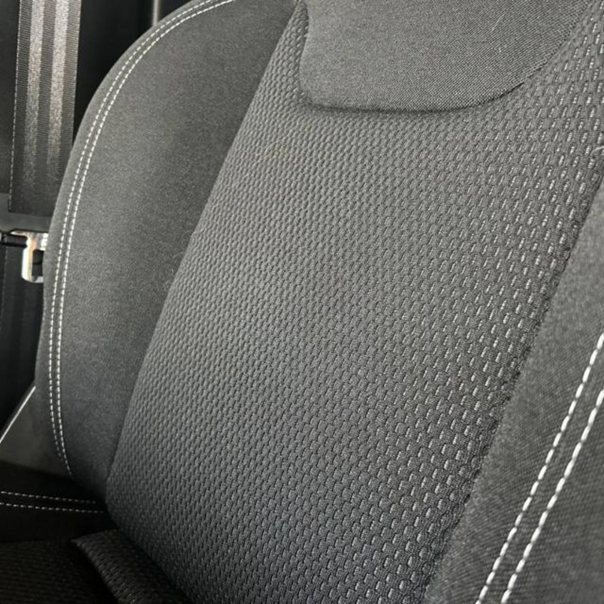 Jeep Renegade 1.5 turbo t4 mhev Summit 2wd dct (11)