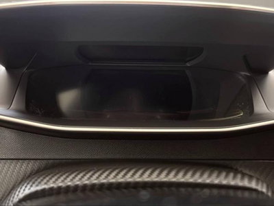 Peugeot 2008 BlueHDi 130 S&S EAT8 GT Pack (18)