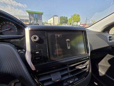 Peugeot 2008 100 S&S Allure (12)