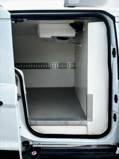 Ford Transit Connect Furgone 200 1.5 TDCi 120 CV PC aut. Furgone Entry (8)