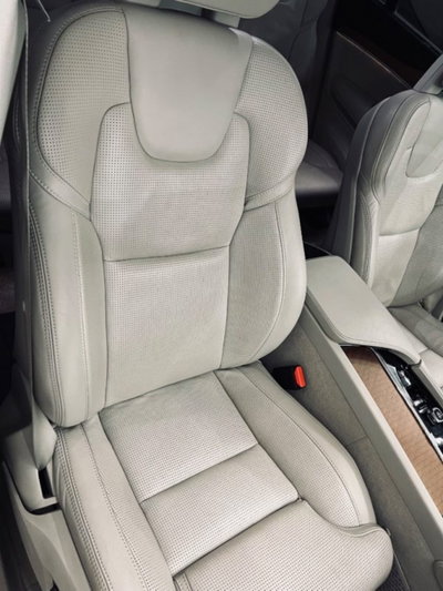 Volvo XC90 B5 (d) AWD Geartronic Inscription (17)