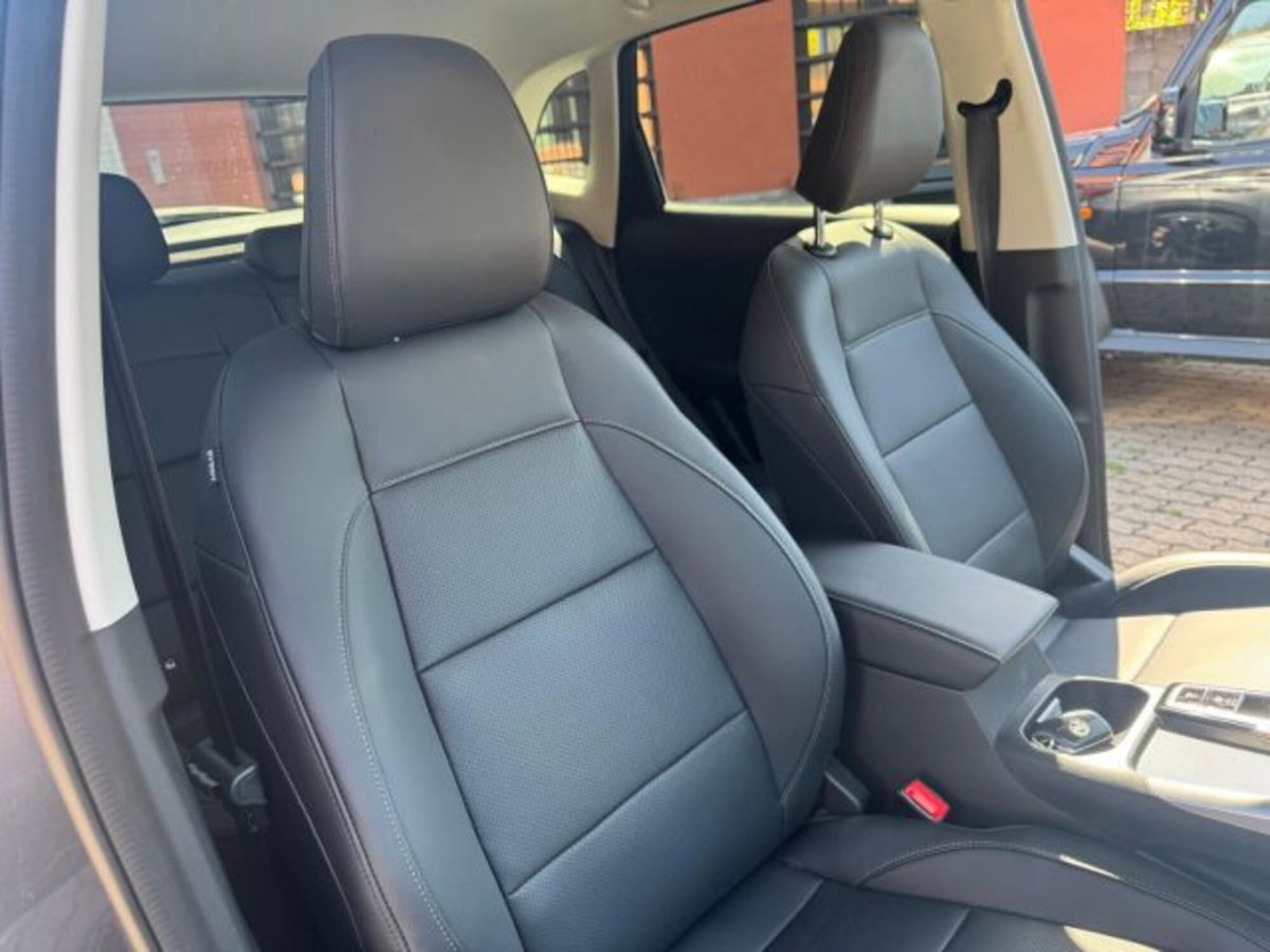Mg ZS ZS 1.5 Luxury (15)