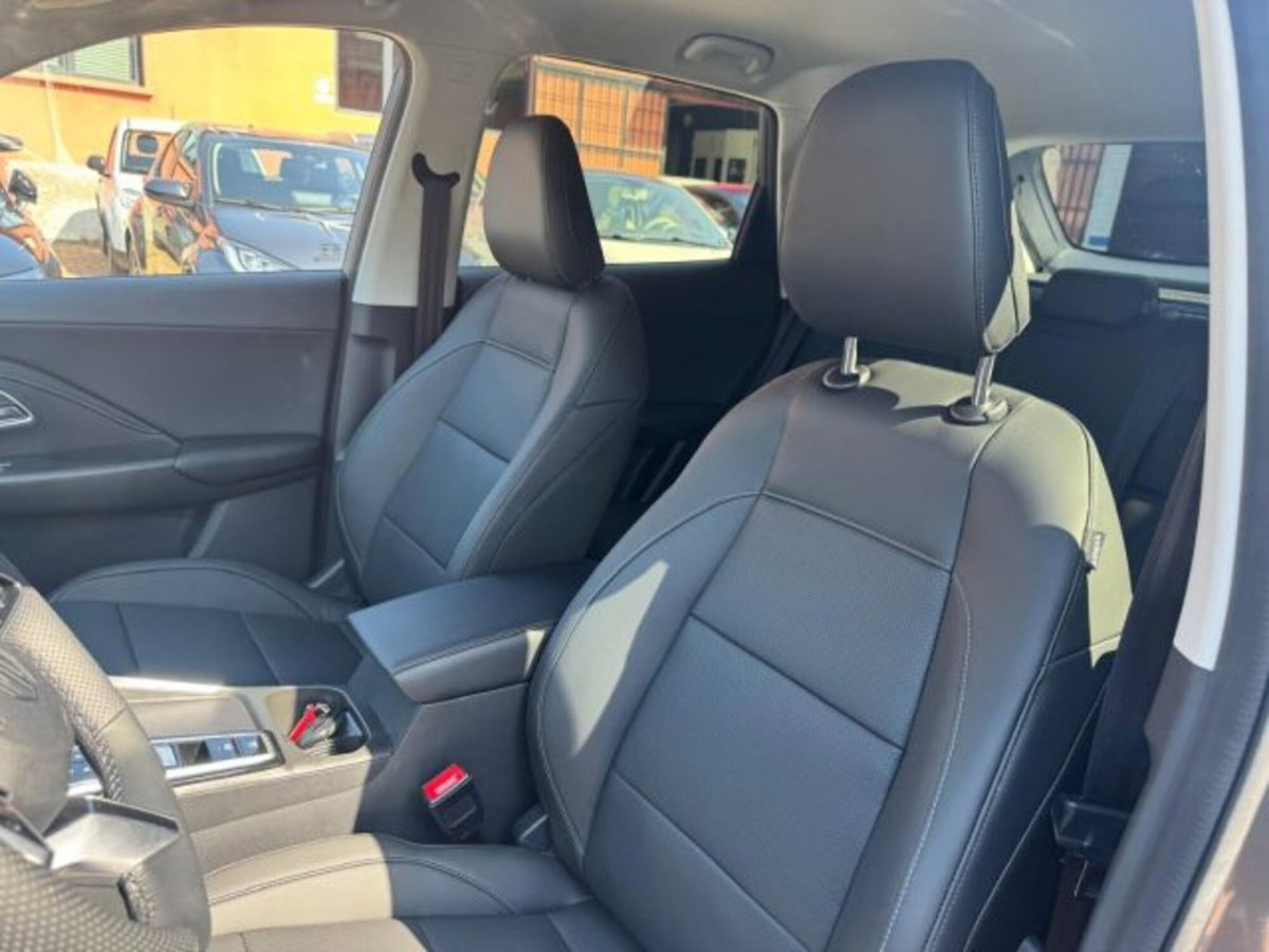 Mg ZS ZS 1.5 Luxury (18)