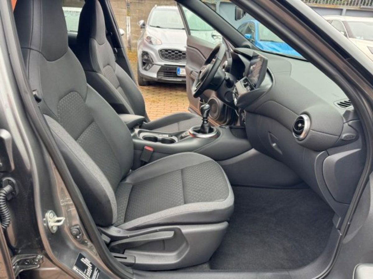 Nissan Juke 1.0 dig-t N-Connecta 114cv (13)