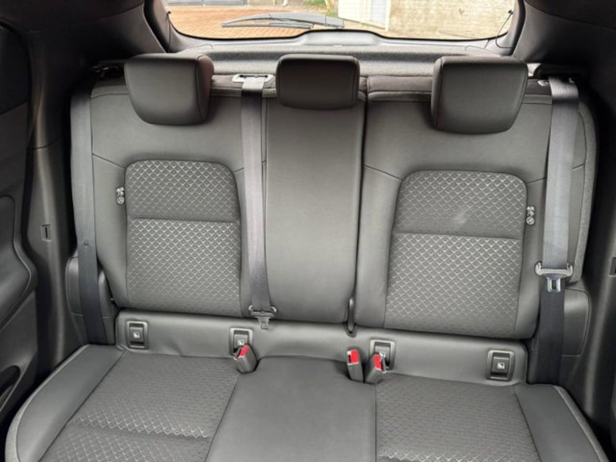Nissan Juke 1.0 dig-t N-Connecta 114cv (17)