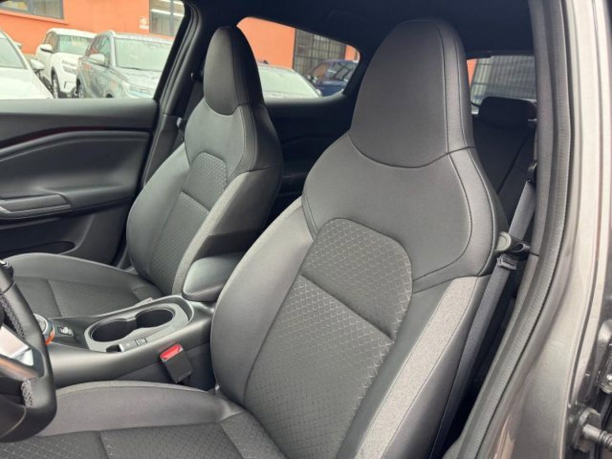 Nissan Juke 1.0 dig-t N-Connecta 114cv (19)