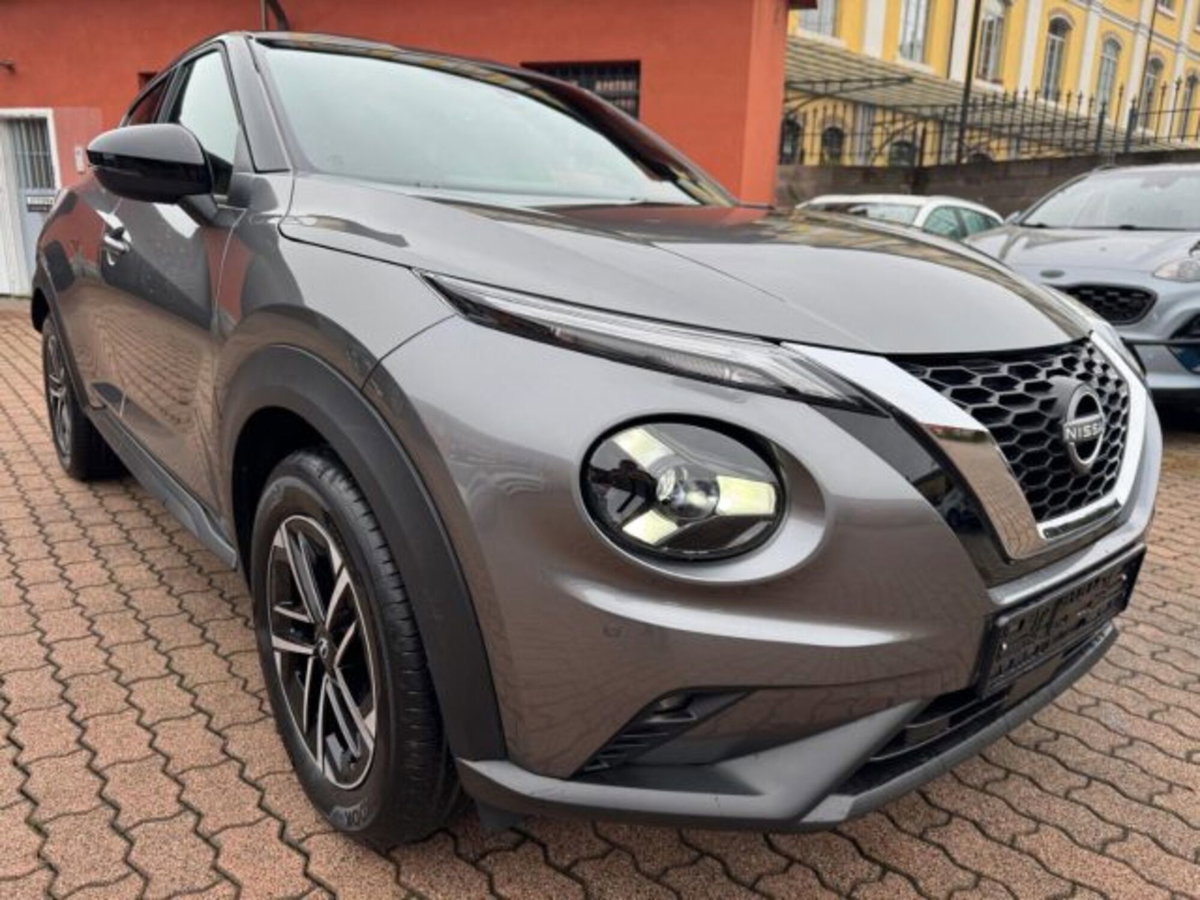 Nissan Juke 1.0 dig-t N-Connecta 114cv (2)