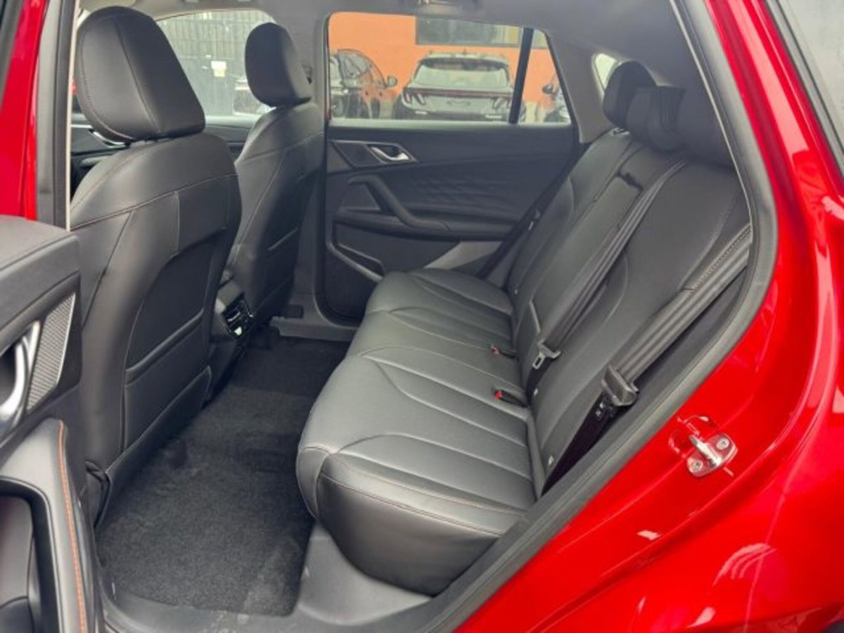 Mg HS HS 1.5T-GDI Luxury (17)