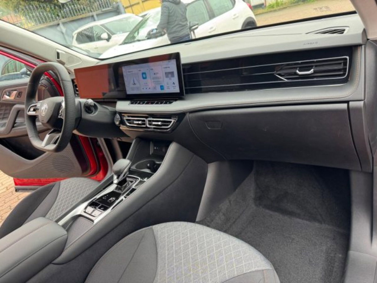 Mg HS 1.5 Comfort auto (13)