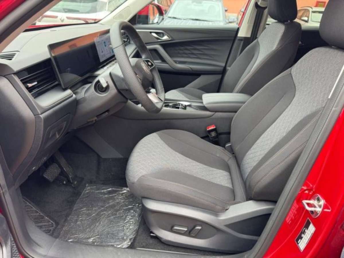 Mg HS 1.5 Comfort auto (17)