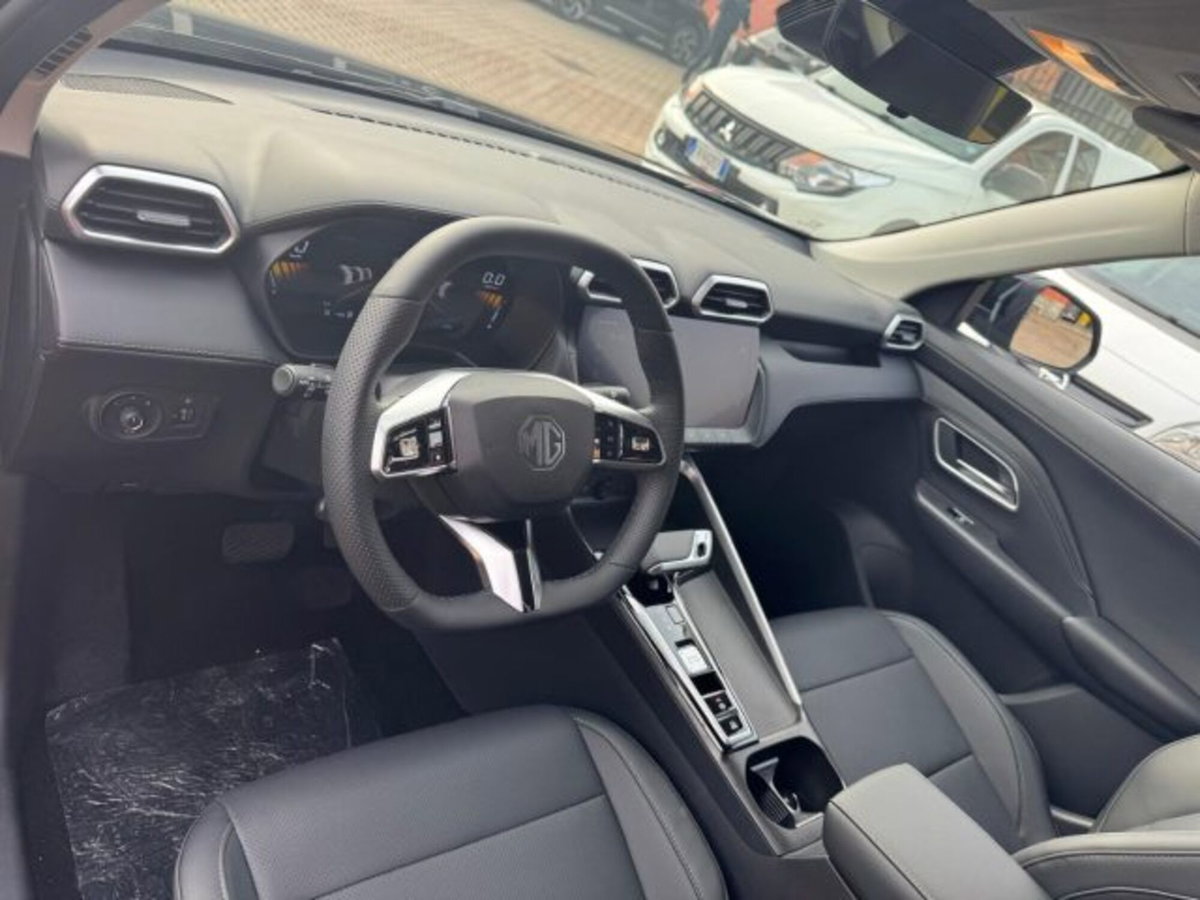 Mg ZS ZS 1.5 Luxury (11)