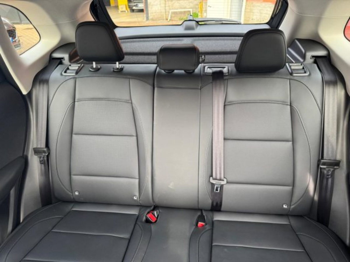 Mg ZS ZS 1.5 Luxury (14)