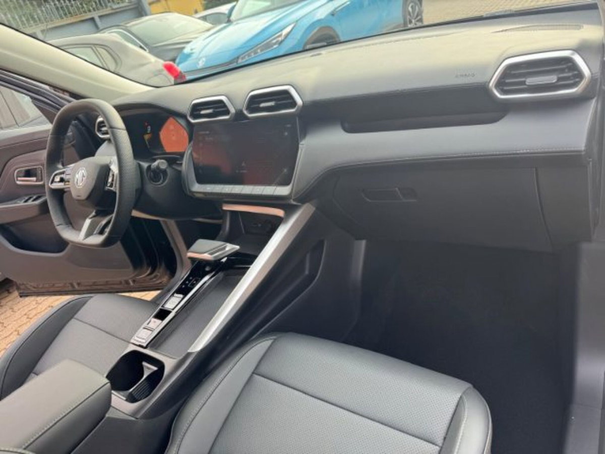 Mg ZS ZS 1.5 Luxury (17)