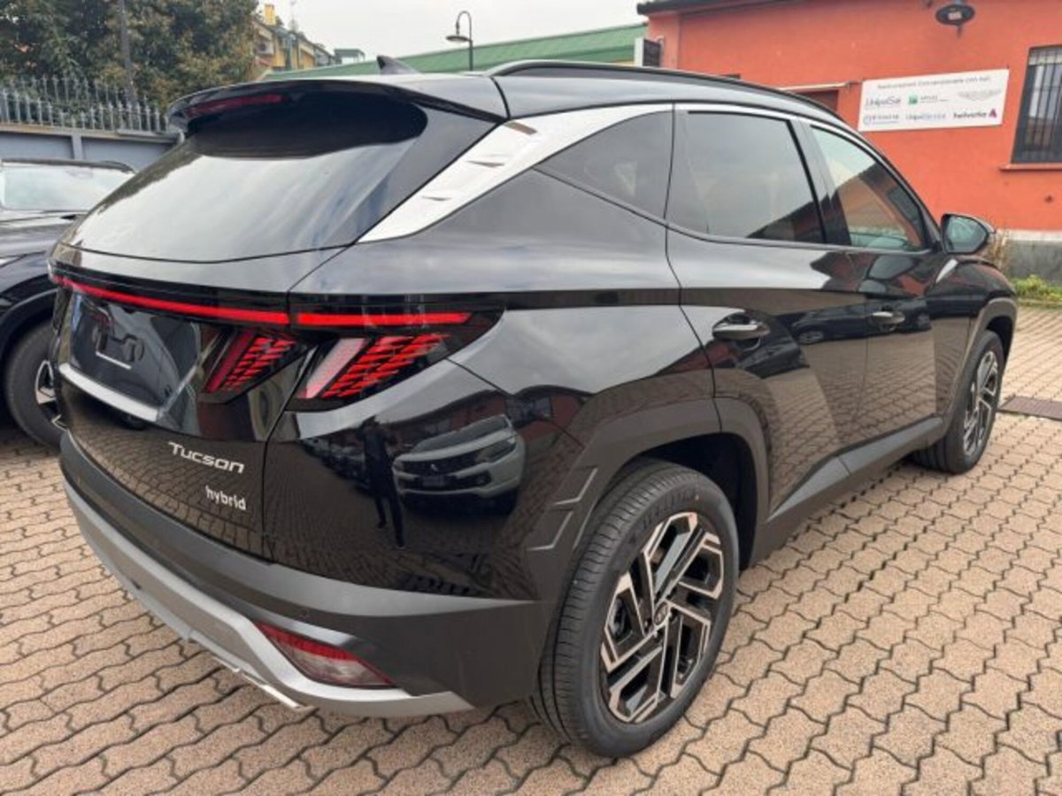 Hyundai Tucson 1.6 CRDi Exellence (3)