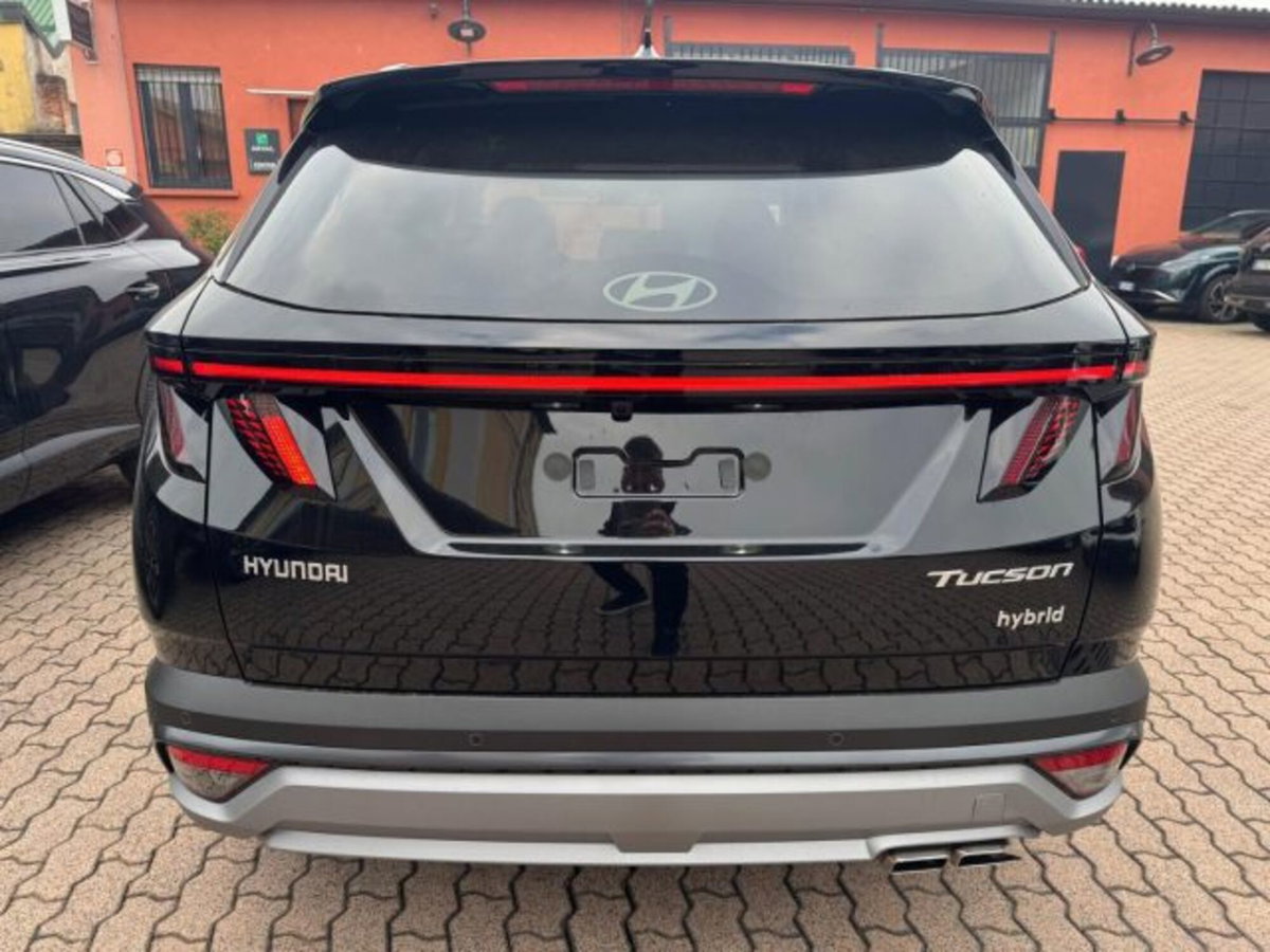 Hyundai Tucson 1.6 CRDi Exellence (6)