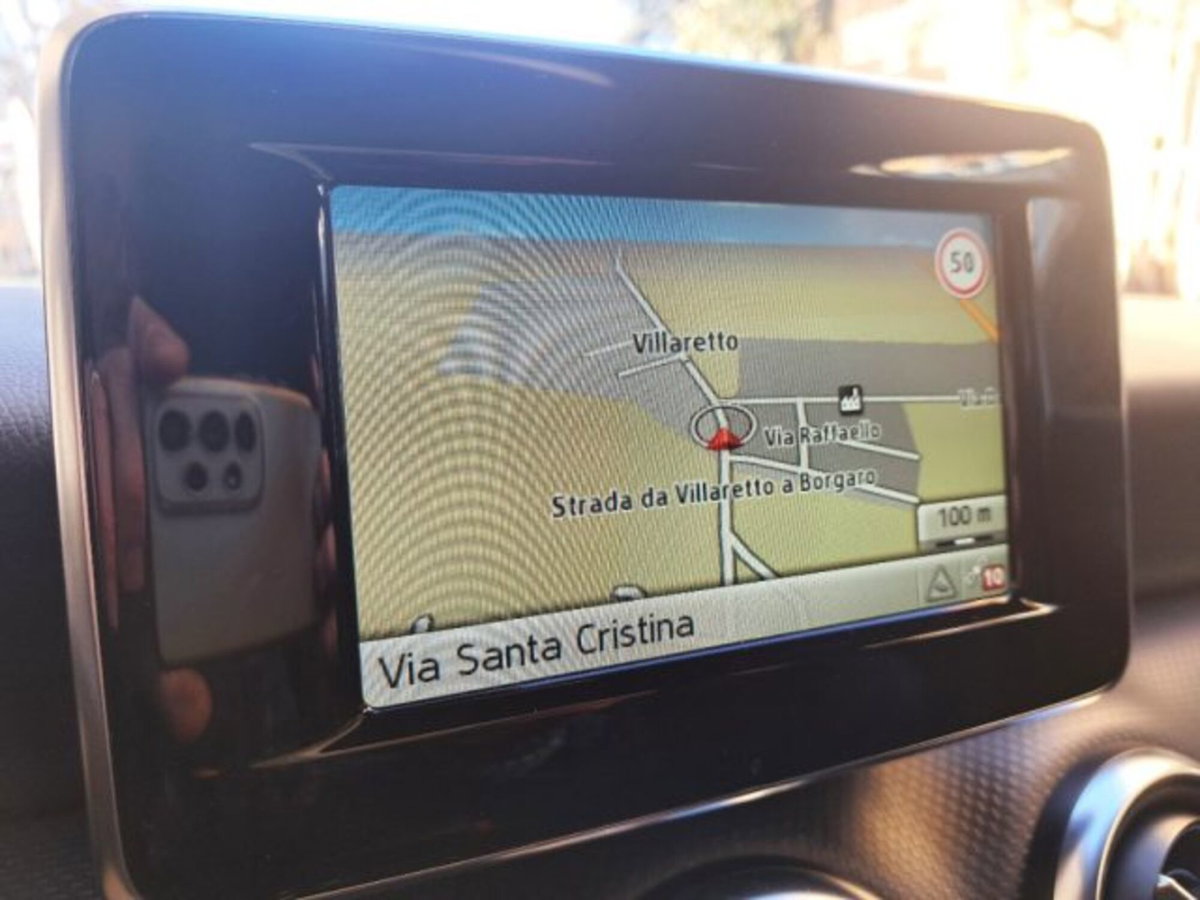 Mercedes-Benz Classe A 200 BlueEFFICIENCY Premium (16)