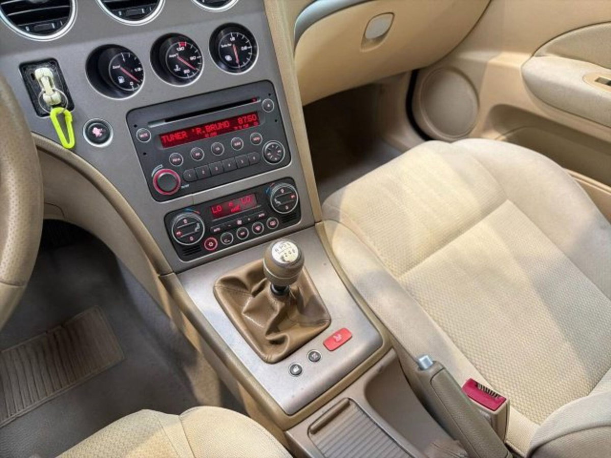 Alfa Romeo 159 1.9 JTDm 150CV Progression (11)