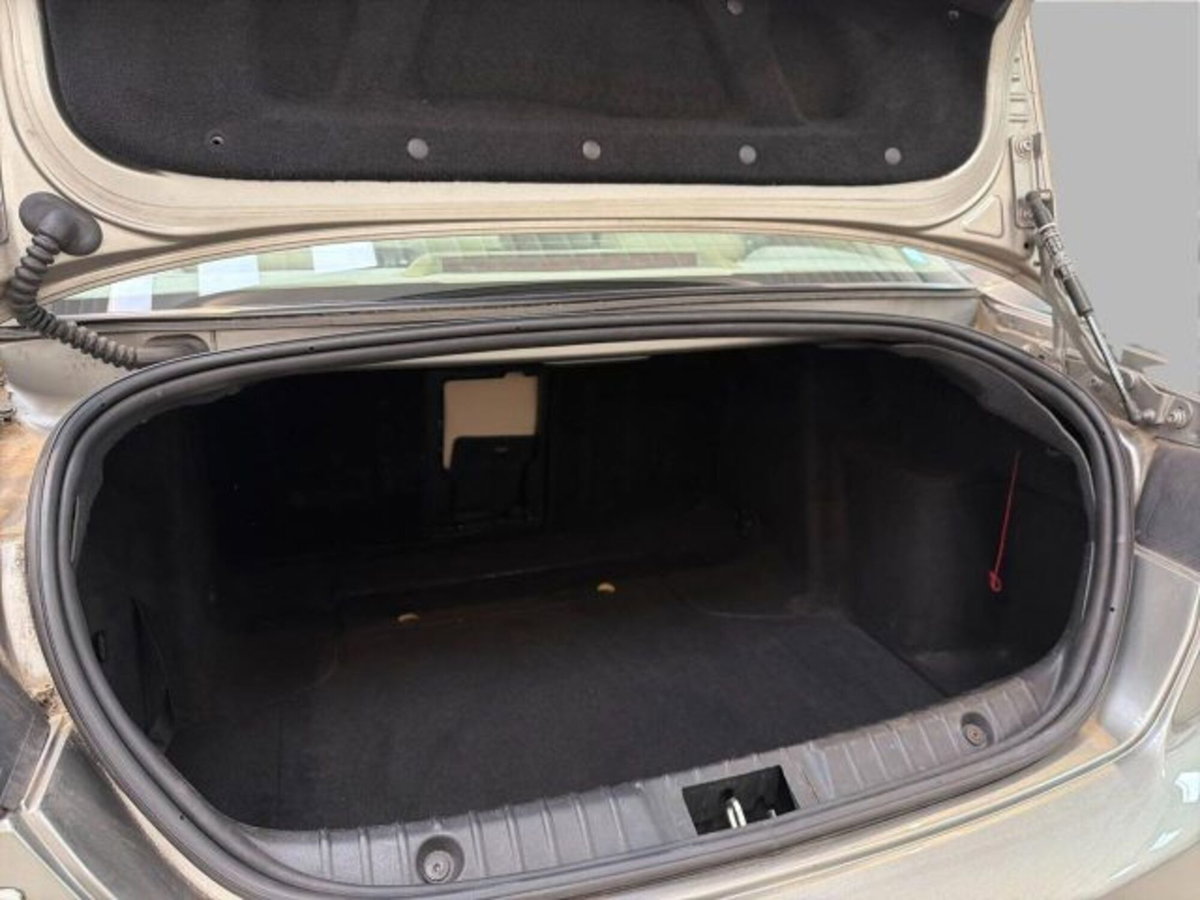 Alfa Romeo 159 1.9 JTDm 150CV Progression (14)