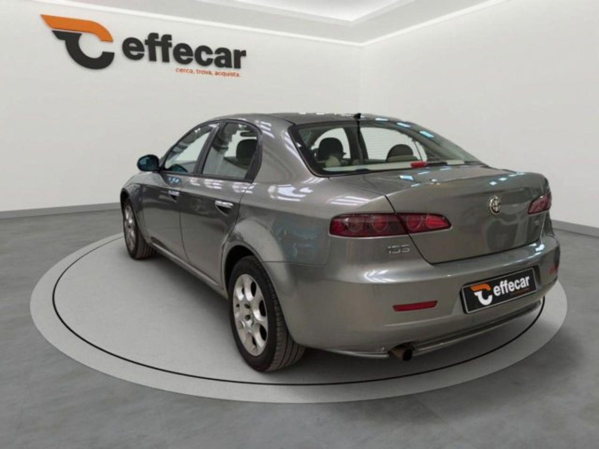 Alfa Romeo 159 1.9 JTDm 150CV Progression (4)
