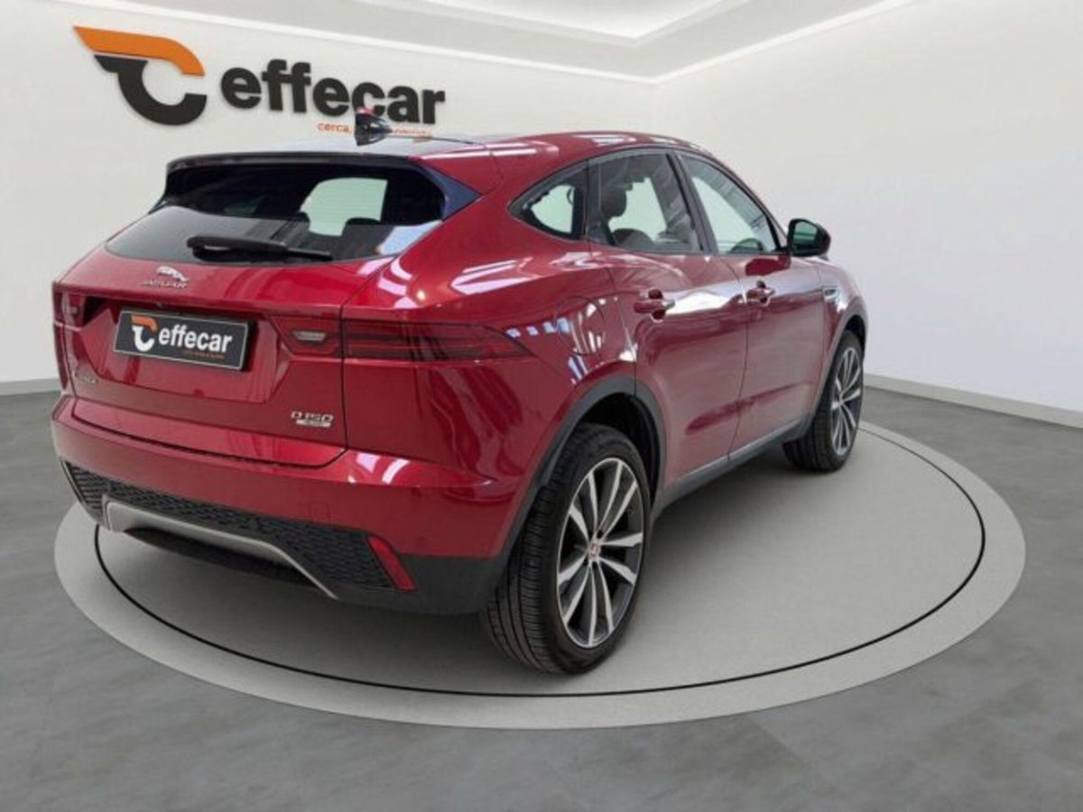 Jaguar E-Pace 2.0D 150 CV AWD aut. R-Dynamic HSE (6)