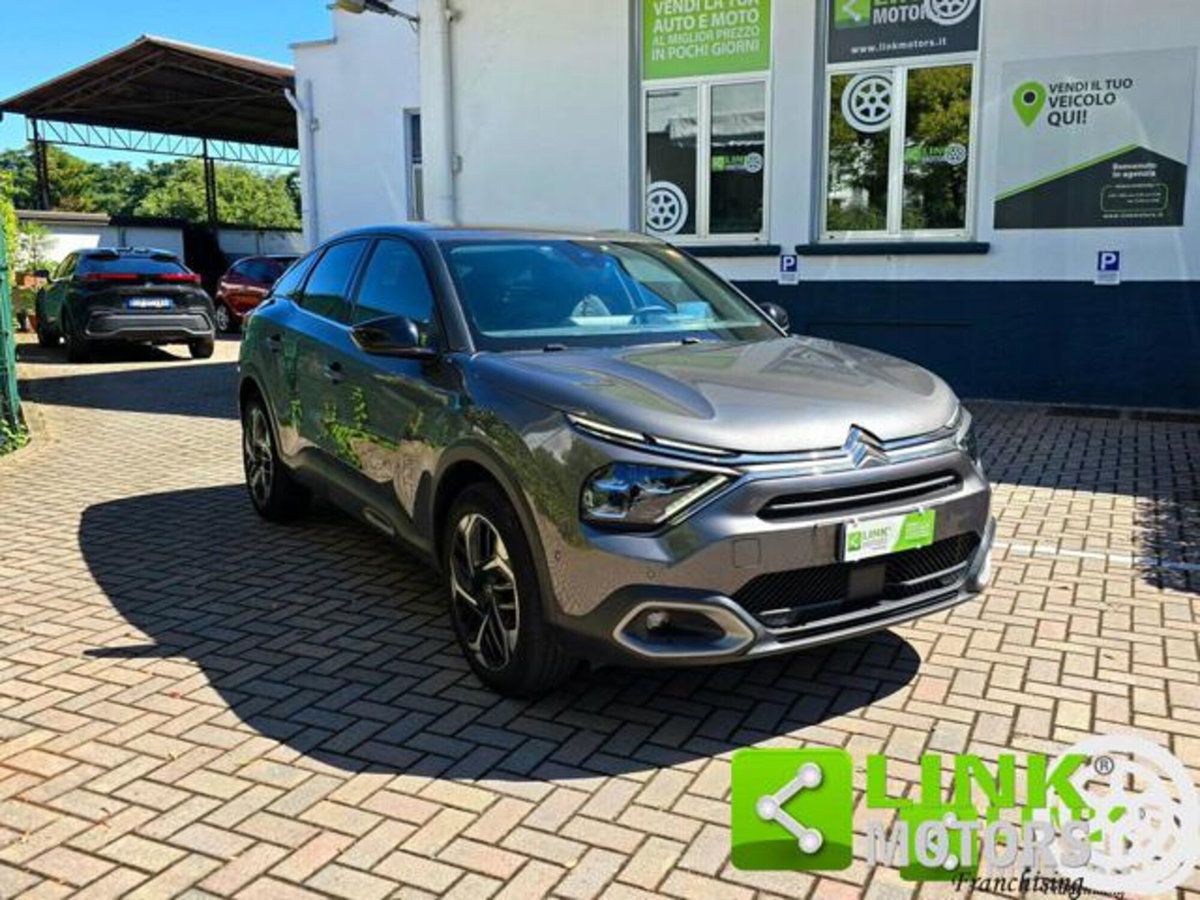 Citroen C4 PureTech 130 S&S EAT8 Shine