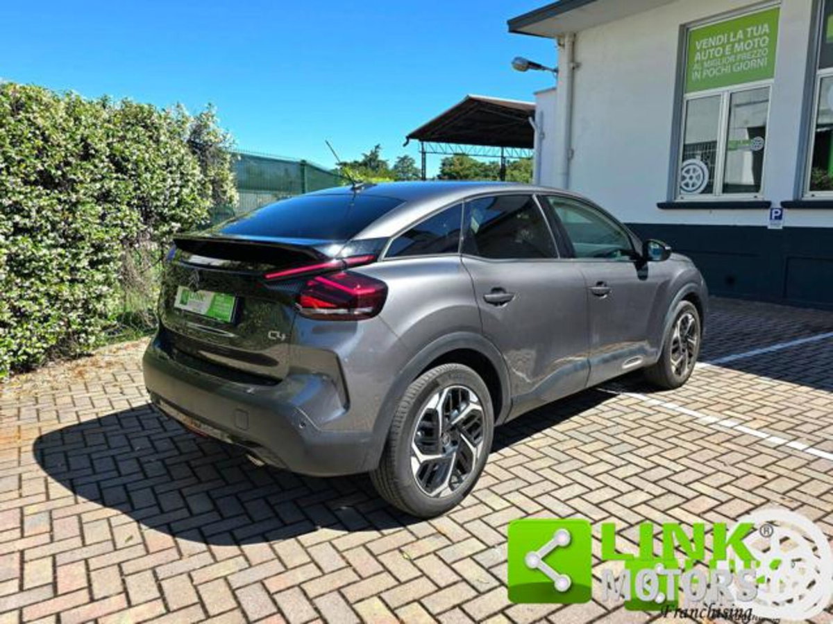 Citroen C4 PureTech 130 S&S EAT8 Shine (6)
