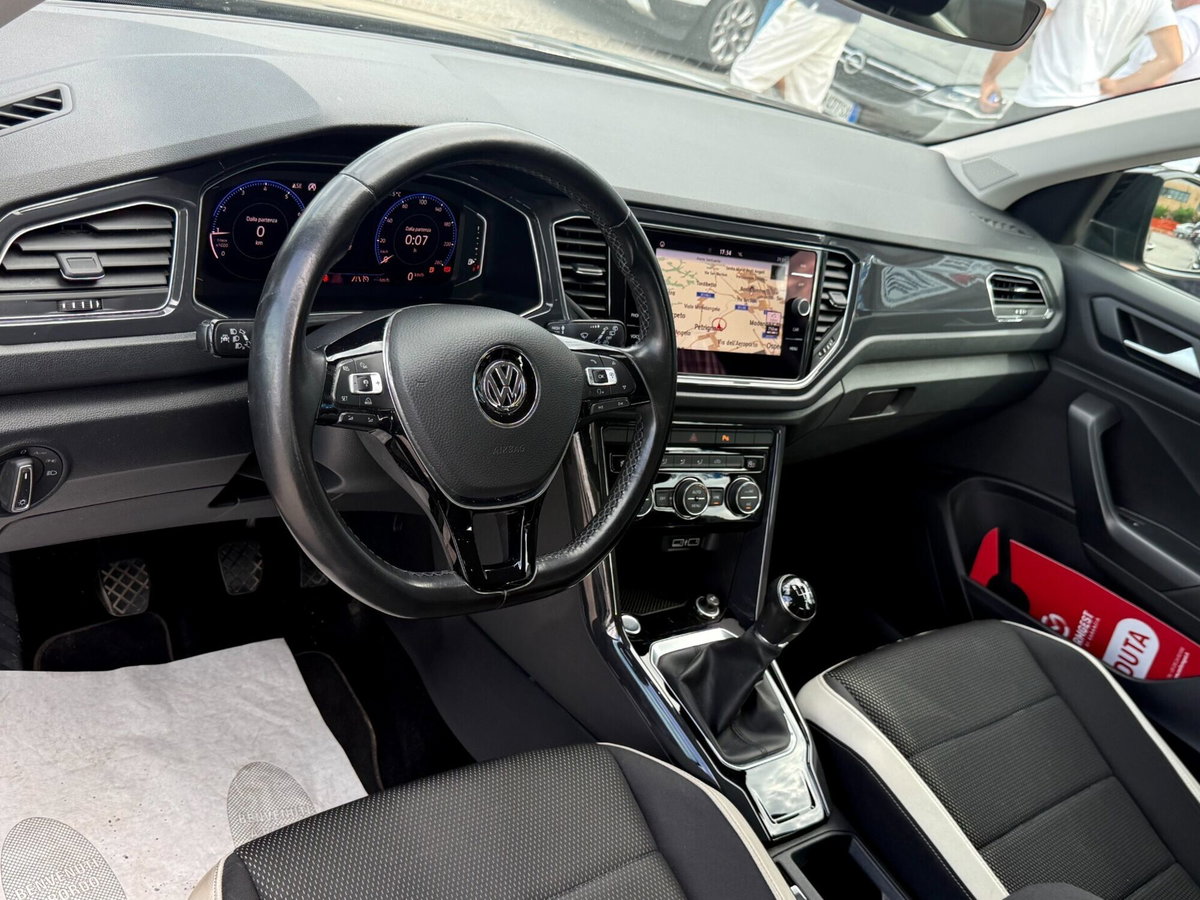 Volkswagen T-Roc 1.5 TSI ACT Advanced BlueMotion Technology (19)
