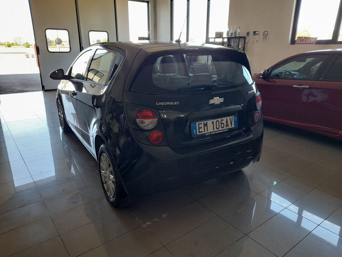 Chevrolet Aveo 1.2 70CV 5 porte LS (12)