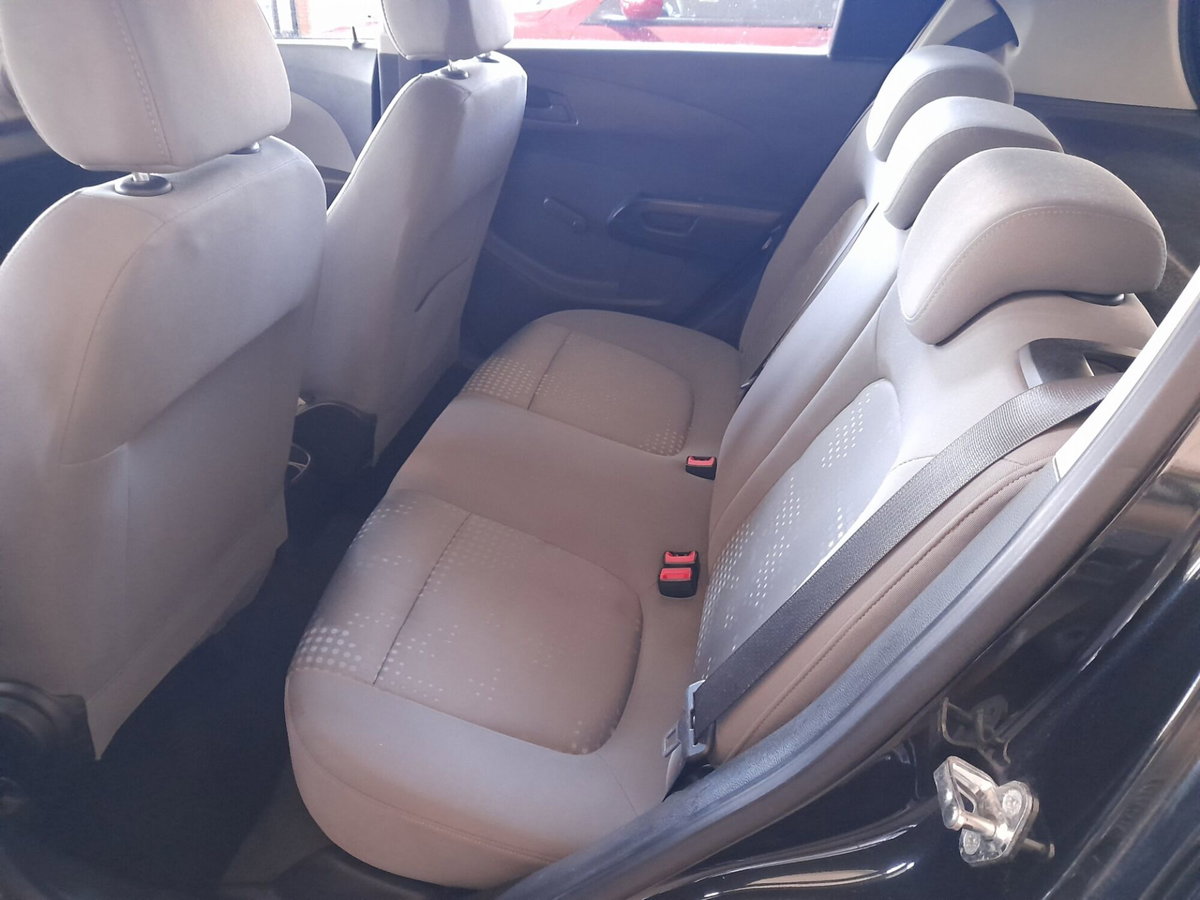 Chevrolet Aveo 1.2 70CV 5 porte LS (5)