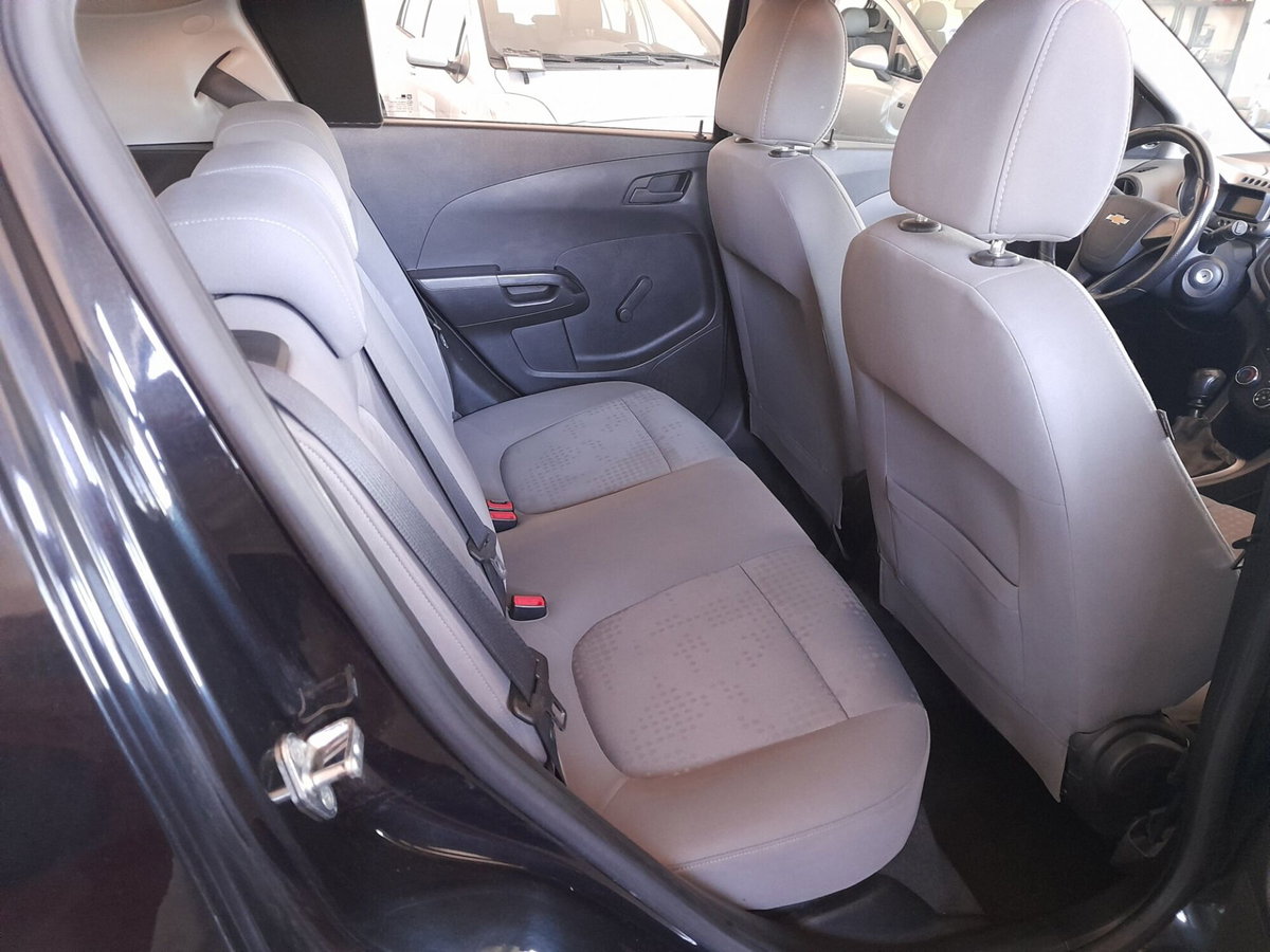 Chevrolet Aveo 1.2 70CV 5 porte LS (8)