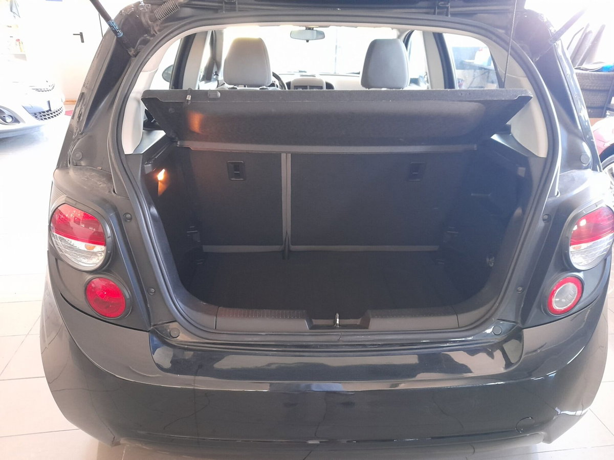 Chevrolet Aveo 1.2 70CV 5 porte LS (9)