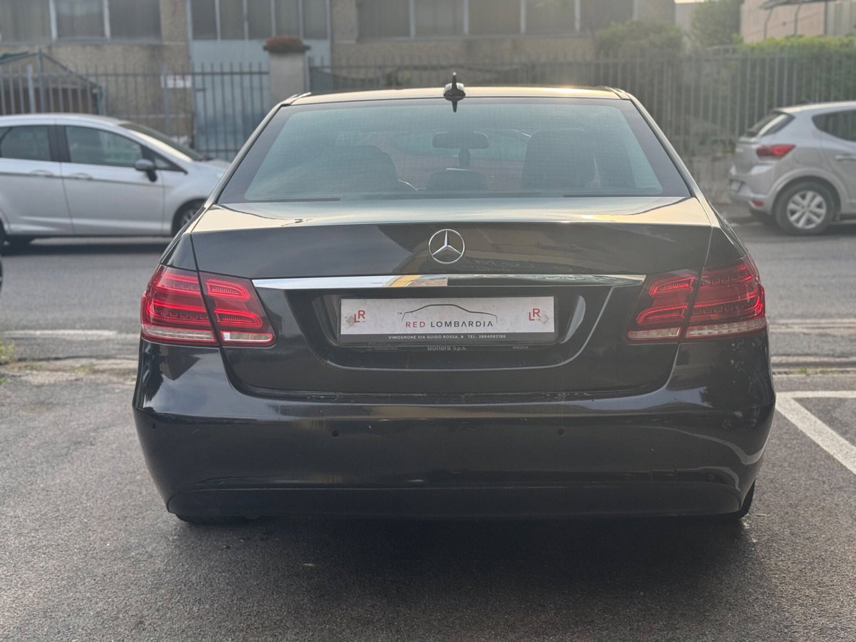 Mercedes-Benz Classe E 200 BlueTEC Premium (10)