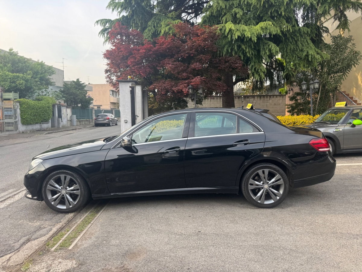 Mercedes-Benz Classe E 200 BlueTEC Premium (8)