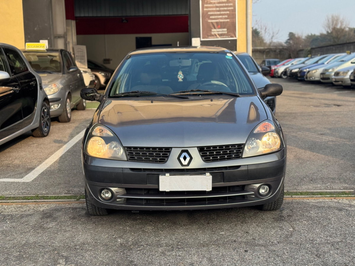 Renault Clio 1.2 cat 5 porte Access Authentique (17)