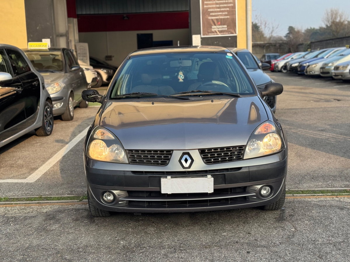 Renault Clio 1.2 cat 5 porte Access Authentique (2)