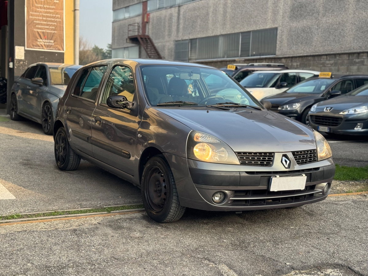 Renault Clio 1.2 cat 5 porte Access Authentique (5)