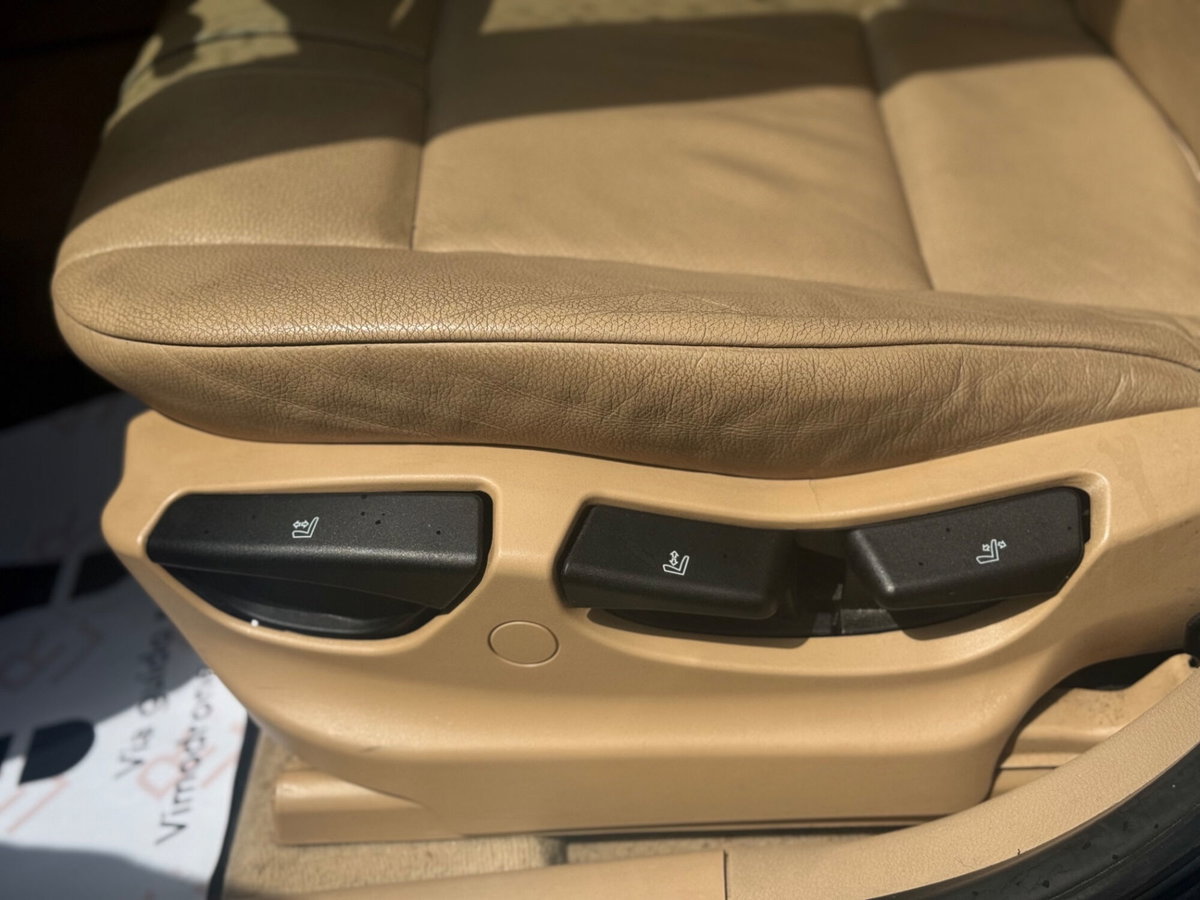 BMW X3 2.0i cat Futura (11)