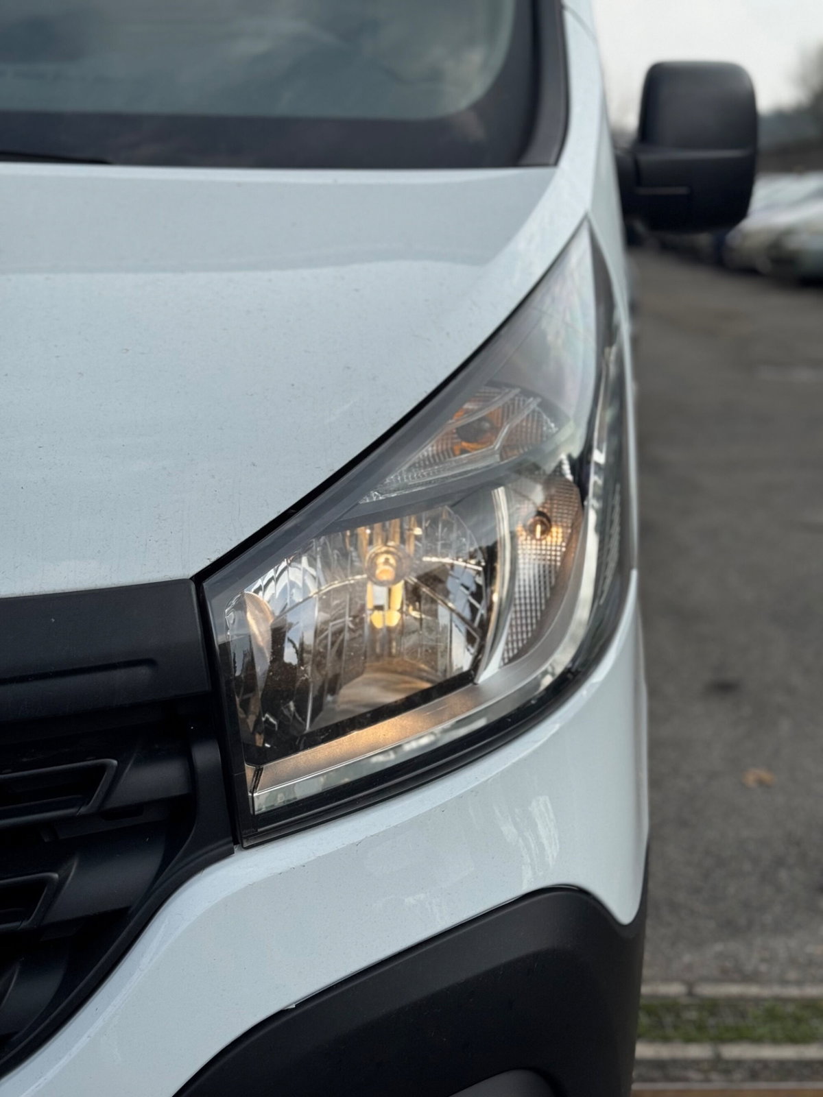 Renault Trafic Furgone T29 1.6 dCi 95CV S&S PC-TN Zen Heavy (10)