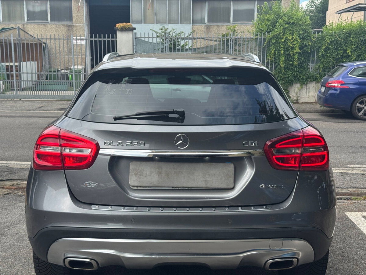 Mercedes-Benz GLA SUV 220 CDI Automatic 4Matic Premium (10)