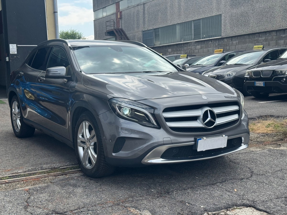 Mercedes-Benz GLA SUV 220 CDI Automatic 4Matic Premium (11)
