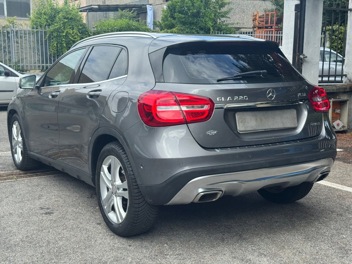 Mercedes-Benz GLA SUV 220 CDI Automatic 4Matic Premium (12)
