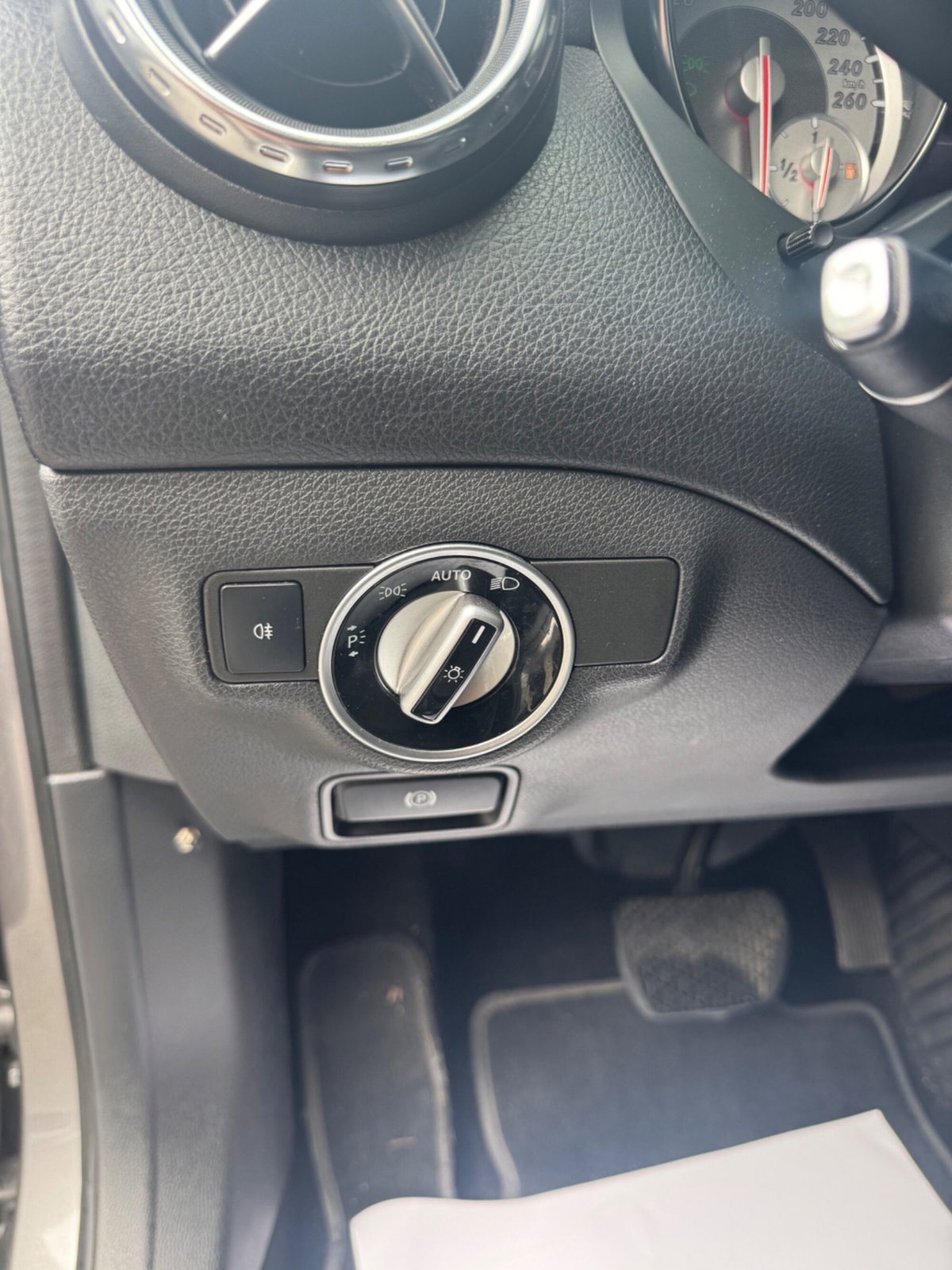 Mercedes-Benz GLA SUV 220 CDI Automatic 4Matic Premium (18)
