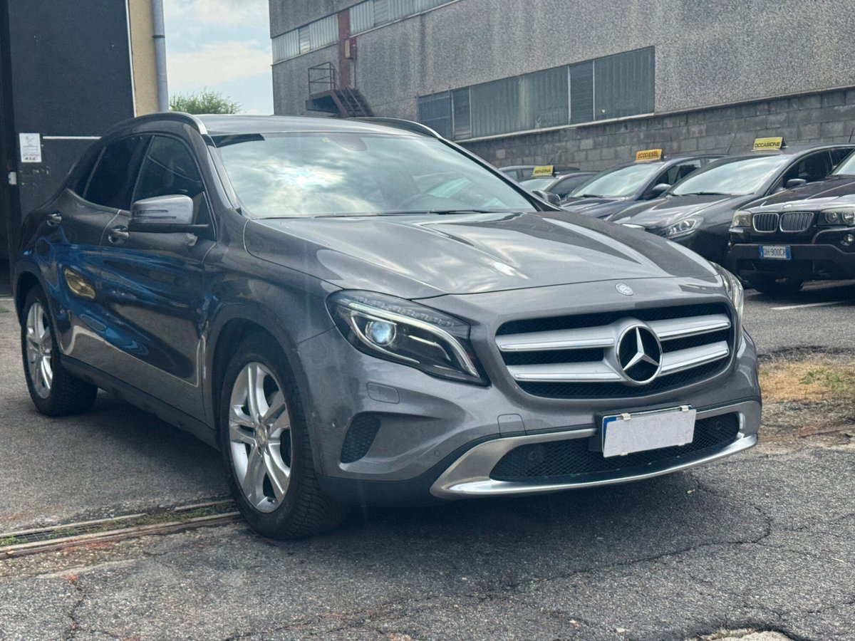 Mercedes-Benz GLA SUV 220 CDI Automatic 4Matic Premium (3)