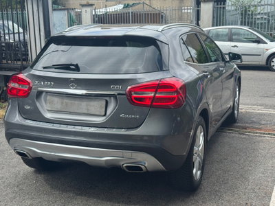 Mercedes-Benz GLA SUV 220 CDI Automatic 4Matic Premium (4)