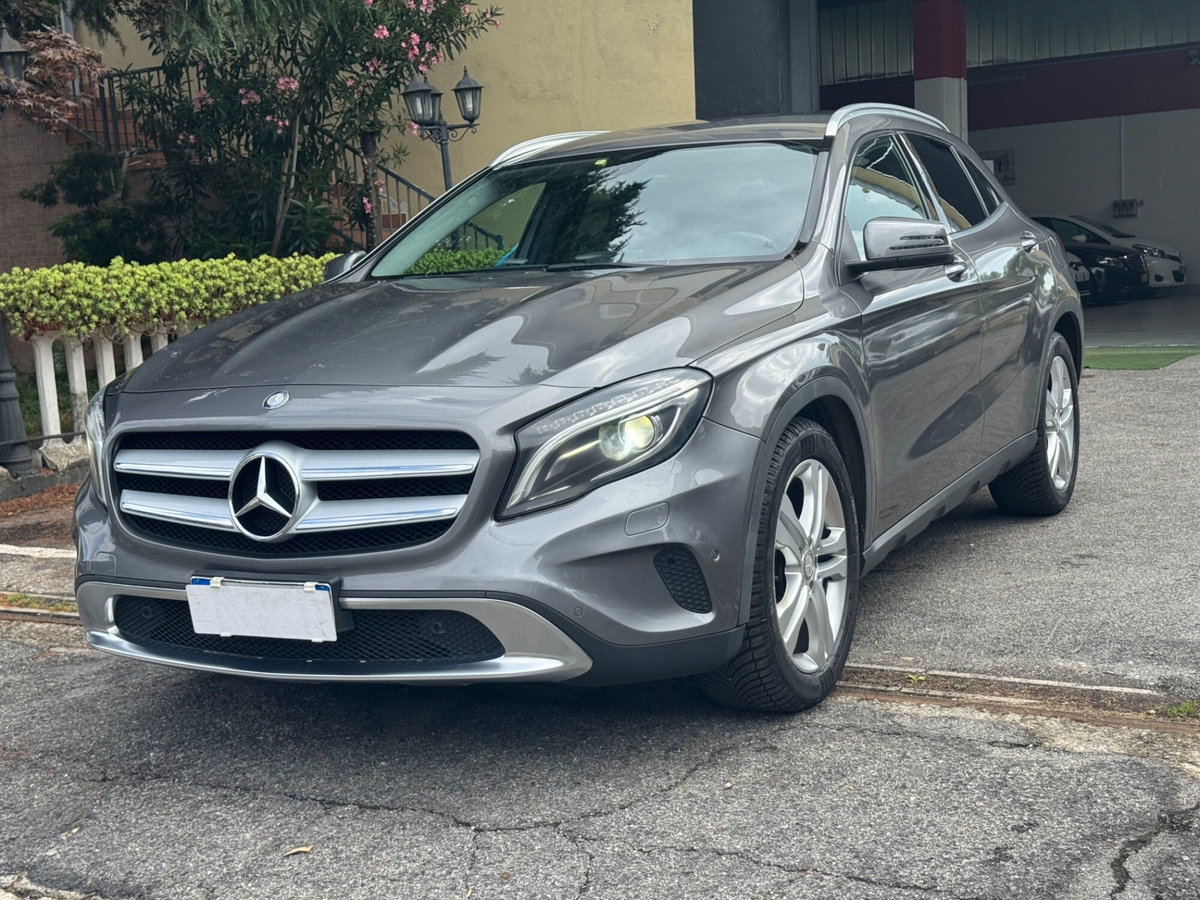 Mercedes-Benz GLA SUV 220 CDI Automatic 4Matic Premium (7)