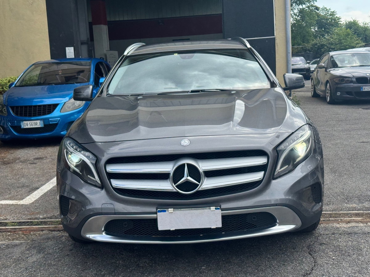 Mercedes-Benz GLA SUV 220 CDI Automatic 4Matic Premium (8)